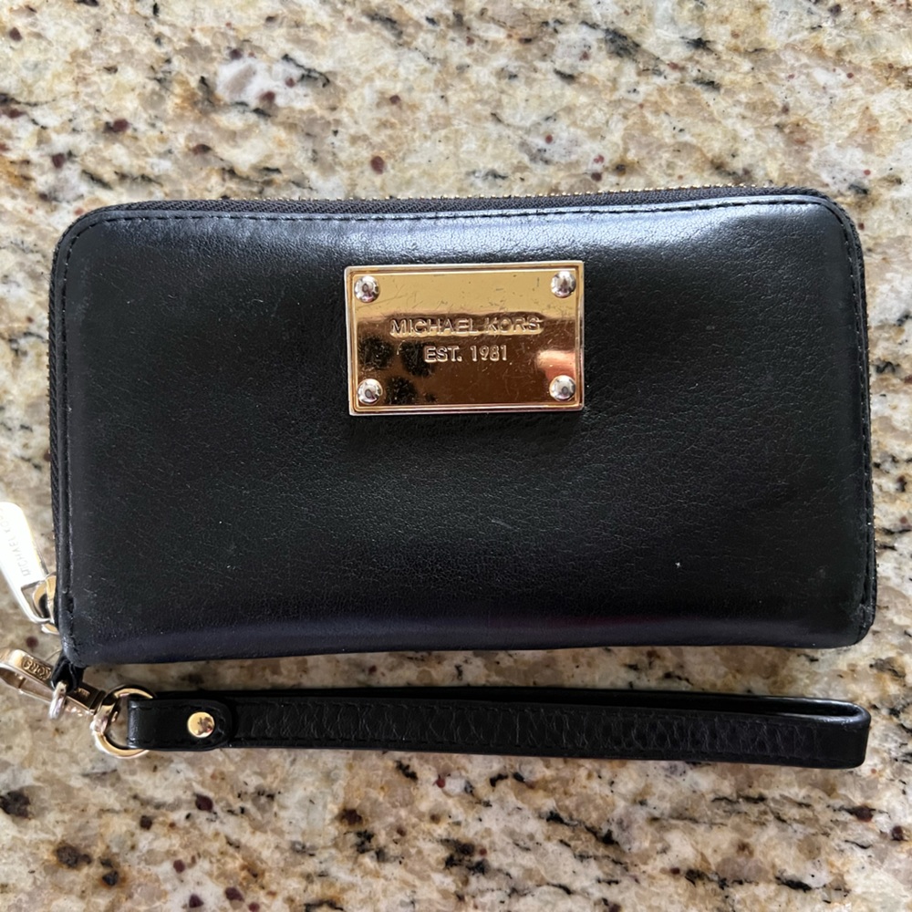 Michael Kors wallet
